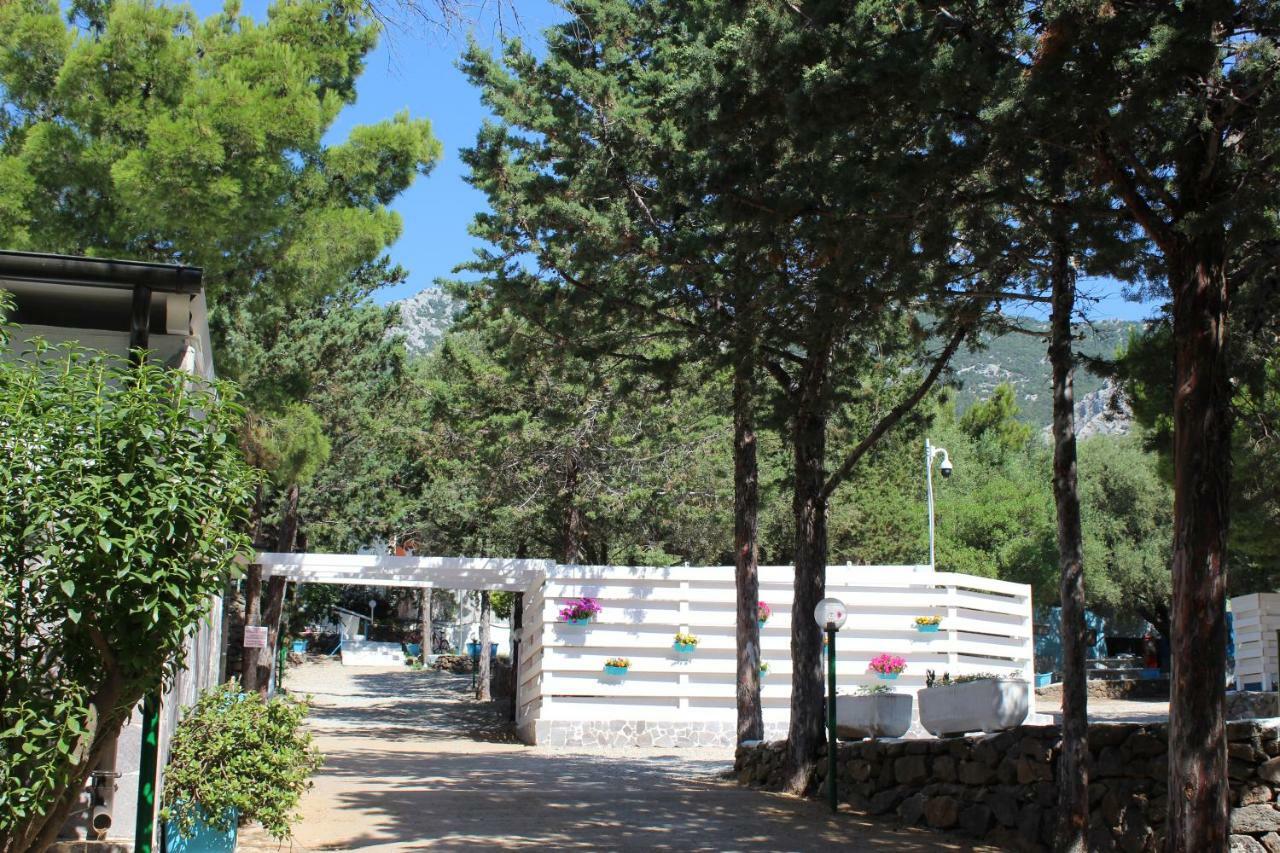 Camping Car Palmasera Cala Gonone Exterior foto